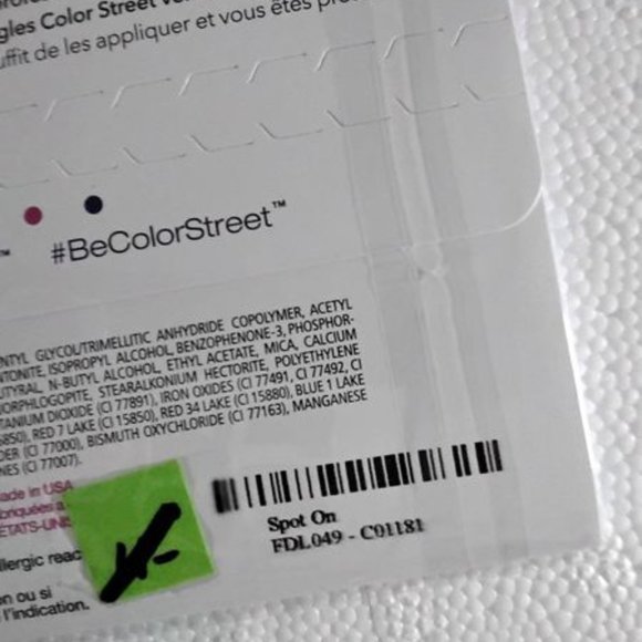 COLOR STREET NAIL STRIPS   Spot On - Picture 2 of 2